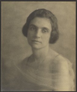[Retrato de uma mulher com um xaile de tule] de Louis Fleckenstein