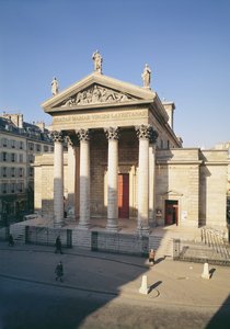 Fachada da Igreja de Notre-Dame de Lorette, construída entre 1823 e 1836 de Louis Hippolyte Lebas