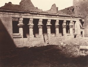Philae, pátio interno, colunata oeste