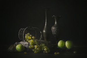 Uvas e maçãs melancólicas de Lydia Jacobs