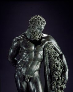 Arte grega: "Heracles em repouso" Detalhe. Escultura em bronze de Lysippe de Sicyone (395-305 AC) Século IV AC. Do Santuário de Ercole Curino, Sulmona. Museo Nazionale Archeologico, Chieti Itália - Herakles (Hércules) em repouso - Detalhe do escultor de br