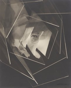 portugese de Man Ray