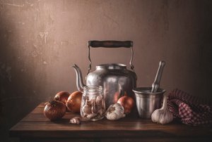 Natureza morta numa cozinha rústica de Margareth Perfoncio