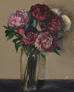 Peónias vermelho-escuras em vaso de vidro - Pintura floral a óleo de ambiente melancólico