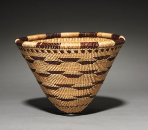 Modelo de cesto de carga, 1900. de Mary Benson.