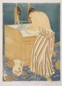 Mulher tomando banho (La Toilette), 1890-1 (drypoint e aquatint) de Mary Cassatt