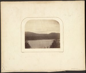 [Paisagem com lago]