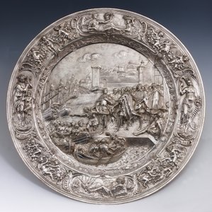 Placa de prata representando a partida de Cristóvão Colombo (prata fundida, gravada e cinzelada) de Matthias Melijn