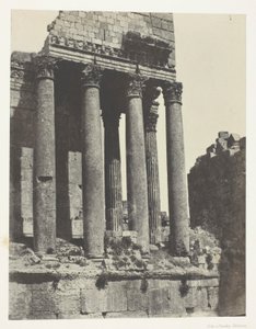 Baalbeck (Heliópolis), Templo de Júpiter, vista tirada do ângulo sudeste; Síria de Maxime Du Camp