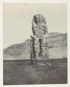 Gournah, Colosso monolítico de Amenopht III; Tebas, placa 56 do álbum "Egypte, Nubie, Palestine et Syrie" (1852) de Maxime Du Camp