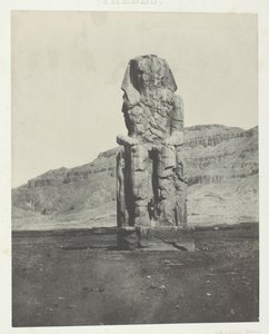 Gournah, Monolithic Colossus of Amenhotep III, Thebes, 184951, impresso em 1852. de Maxime Du Camp