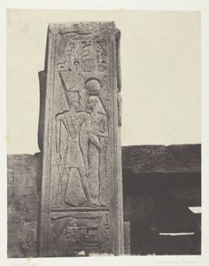 Palácio de Karnak, Pilar Em Frente ao Santuário de Granito; Tebas