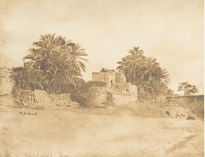 Ruínas de um arco triunfal romano, Philae, Abril de 1850. de Maxime Du Camp