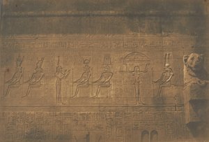 Esculturas na fachada posterior do grande Templo de Denderah Tentyris, 1849-50. de Maxime Du Camp