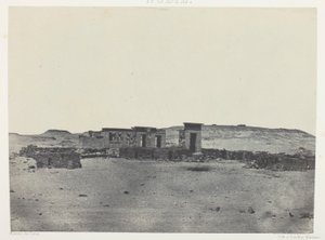 Templo e aldeia de Débôd, Parembole de l