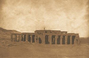 Vista geral das Ruínas do Rhamesseum, Tebas Túmulo de Tebas de Osymandian, 1849-50. de Maxime Du Camp