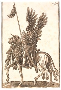 Soldado de Equitação Ricamente Equipado com Asas de Águia no Escudo, Capacete e Lança. A parte frontal de seu cavalo é coberta por uma pele de leão