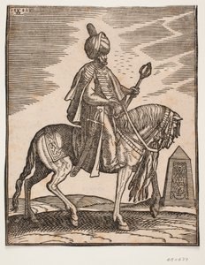 Cavaleiro de turbante com uma espada no lado direito e uma clava de guerra na mão esquerda, perfil para a direita; ao fundo, um obelisco de Melchior Lorck