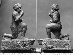 O adorador de Larsa, vista do perfil, também conhecido como Rei Hamurábi rezando diante de uma árvore sagrada, c.1750 aC (bronze e ouro) (ver também 286952)