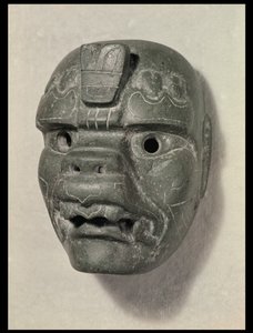 Máscara felina de um homem, de Oaxaca, pré-colombiana (jade) de Mexican School