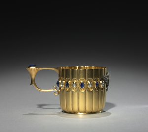 Taça em miniatura, empresa de Peter Carl Fabergé (1846-1920), antes de 1896 (ouro, diamantes, safiras)