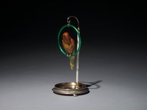 Parrot on a Perch (Parrot), empresa de Peter Carl Fabergé (1846-1920)