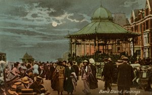 Suporte de banda, Hastings, Sussex, c1914. de Milton