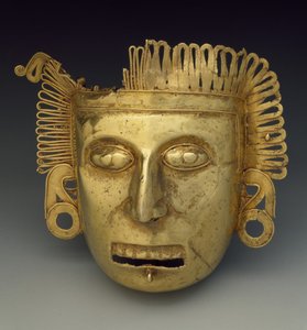 Masquete peitoral, período pós-clássico tardio, c.1350-1521 (ouro)