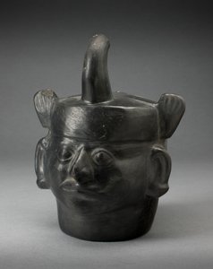 Vaso de retrato em forma de régua com toucado felino