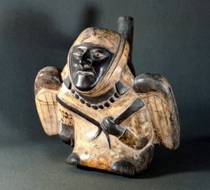 Arte pré-colombiana, cultura Mochica (Moche): vaso de forma antropomórfica representando uma asa de homem. 100 BC-800 AD. Lima, Museu Nacional de Antropologia e Arqueologia, Peru