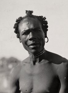 Construir um império na era fascista: Cunama man, 09/05/1936 (foto a p/b) de Modestino Baldinetti