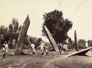 Construir um Império na Era Fascista: local em que o Obelisco de Axum se encontrava, agora transferido para Roma, 09/05/1936 (foto a p/b) de Modestino Baldinetti