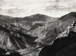 Construindo um Império na era fascista: o vale do Dorfu, 09/05/1936 (foto a p/b) de Modestino Baldinetti
