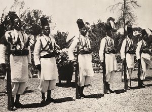 Construir um império na era fascista: os fiéis, 09/05/1936 (foto a p/b) de Modestino Baldinetti