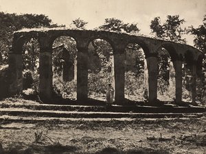 Construir um Império na era fascista: o templo do Rei Fasiladas em Gondar, Etiópia, 09/05/1936 (foto a p/b) de Modestino Baldinetti