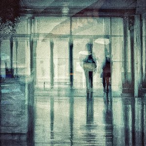 Reflexões num dia de chuva de Molly Fu APA