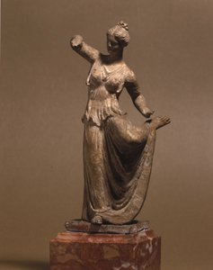 A civilização micénica: Tanagra dancer, século III a.C., Museo della Scala, Milão