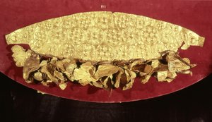 Tiara de um túmulo, Upper Circle