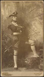 [John Drew, Jr. como Capitão Plume de "O Oficial de Recrutamento"] de Napoleon Sarony