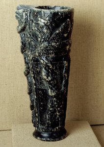 Civilização Suméria: vaso de libação esteatita do Príncipe Gudea (2141-2122 AC). É decorado com dragões e cobras. Dim. 23 cm Paris, Musee du Louvre de Neo Sumerian Neo Sumerian
