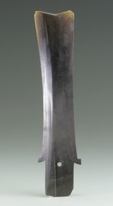 Faca de colheita (hu), Cultura Qijia, c.2500-2000 aC (jade) de Neolithic Period Chinese School