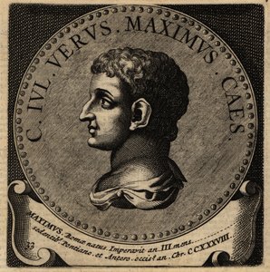 Retrato do Imperador Romano Caio Iulius Verus Maximus. de Netherlandish School