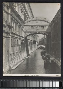 Ponte de Sighs te Venetië
Venezia - Ponte dei Sospiri (título sobre o objecto) de Neue Photographische Gesellschaft
