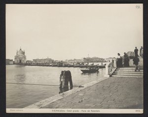 Ponte pontonal sobre o Grande Canal em Veneza durante a Festa del Redentore
Veneza - Grand Canal - Ponte del Redentore (título sobre o objecto)