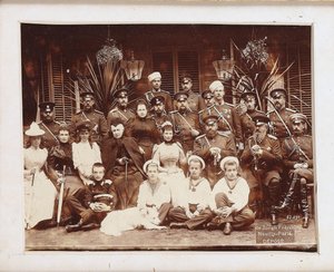 Os Romanov: A Família do Imperador Alexandre III, c. 1890. de Neuilly sur Seine . Photo studio