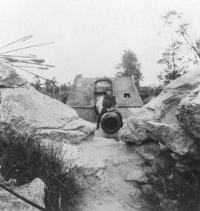 Langer Max, arma de cerco montada em trilho alemão, Moere, perto de Ostende, Bélgica, Primeira Guerra Mundial, c1918