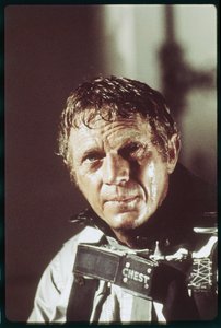 Steve McQueen no conjunto do 