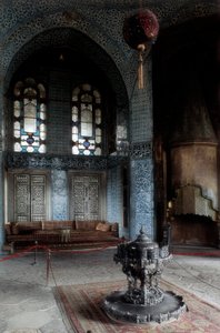 Arquitectura, Arte Otomana: Palácio Topkapi (Topkapi Saray) residência urbana principal e oficial do sultão otomano, de 1465 a 1853. Palácio construído entre 1475-1478. Turquia, Istambul. de Ottoman School