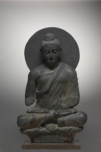 Buda sentado, de Gandhara, período de Kushan, primeira metade do século III