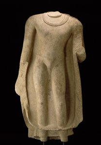 Figura em pé do Buda (cabeça faltando), Gandhara